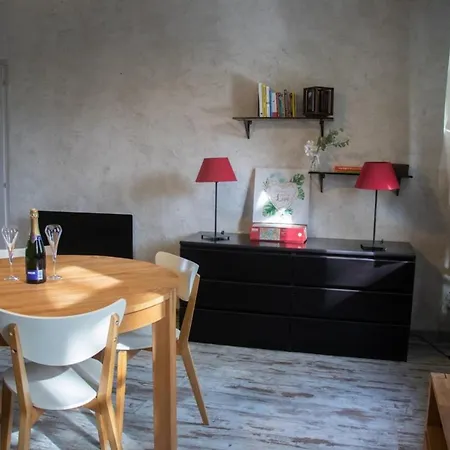 Le Yacht Beau T3 Atypique Center * Epernay